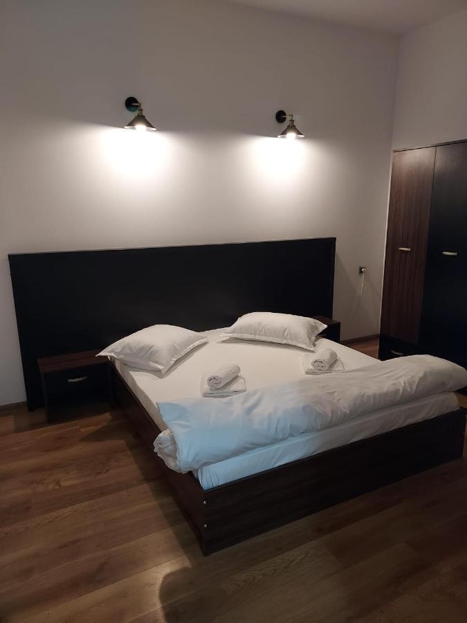 Complex Zeus Hotel Leresti Ngoại thất bức ảnh