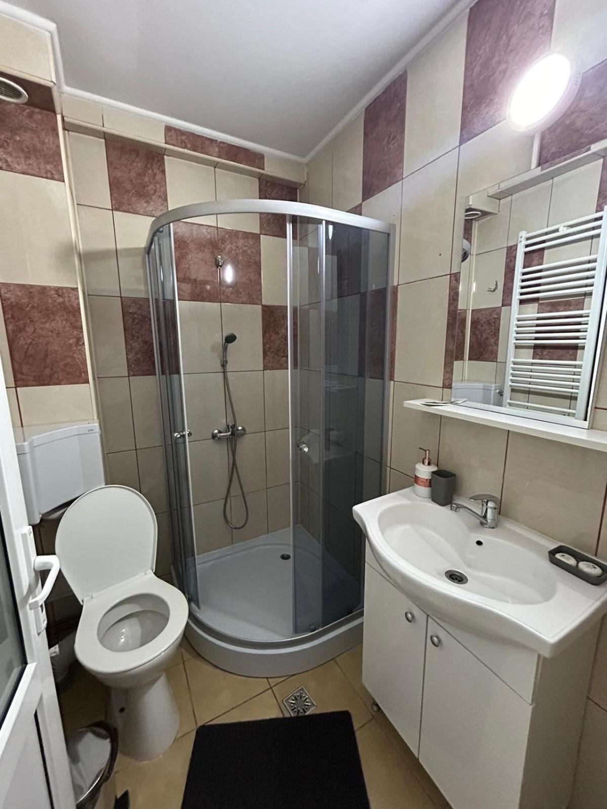 Complex Zeus Hotel Leresti Ngoại thất bức ảnh